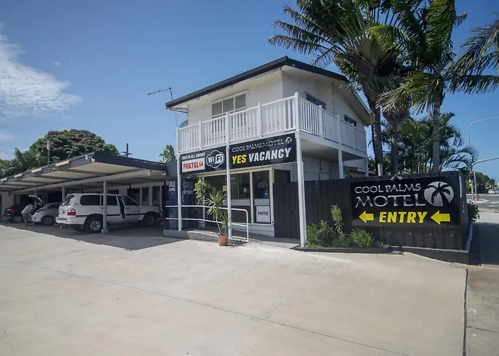 Cool Palms Motel